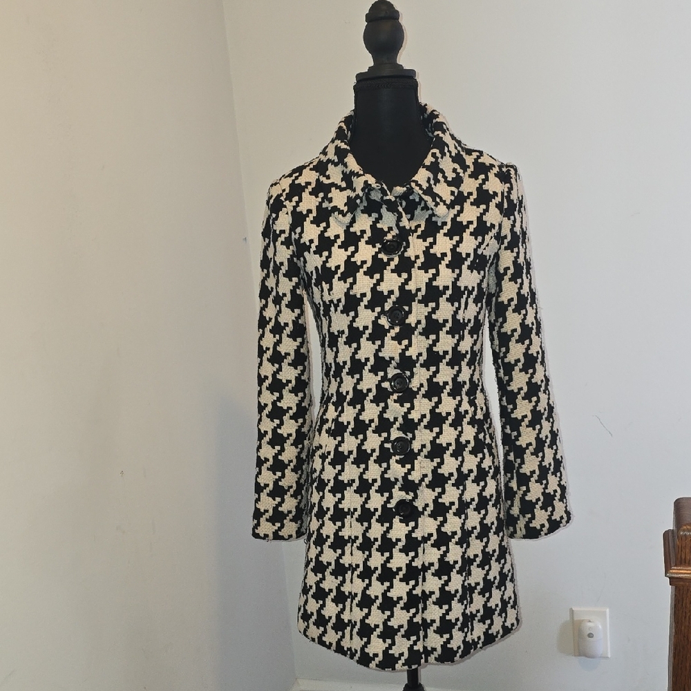 Houndstooth Black and White Women's Coat